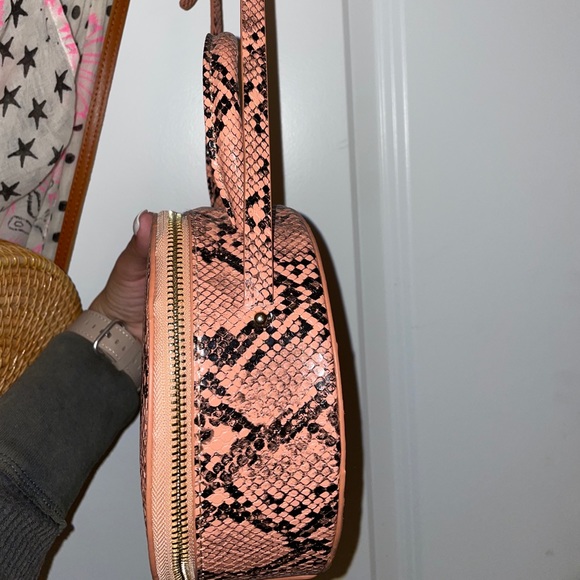 Purse - Picture 2 of 2